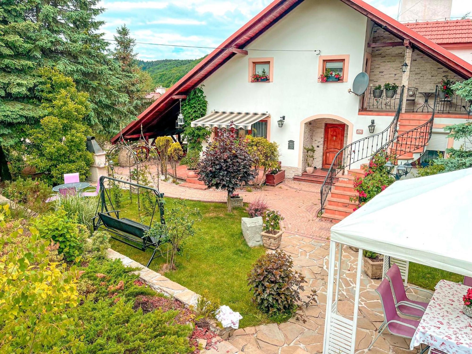 Forrest House Jacuzzi & Sauna Jasienica  Luaran gambar
