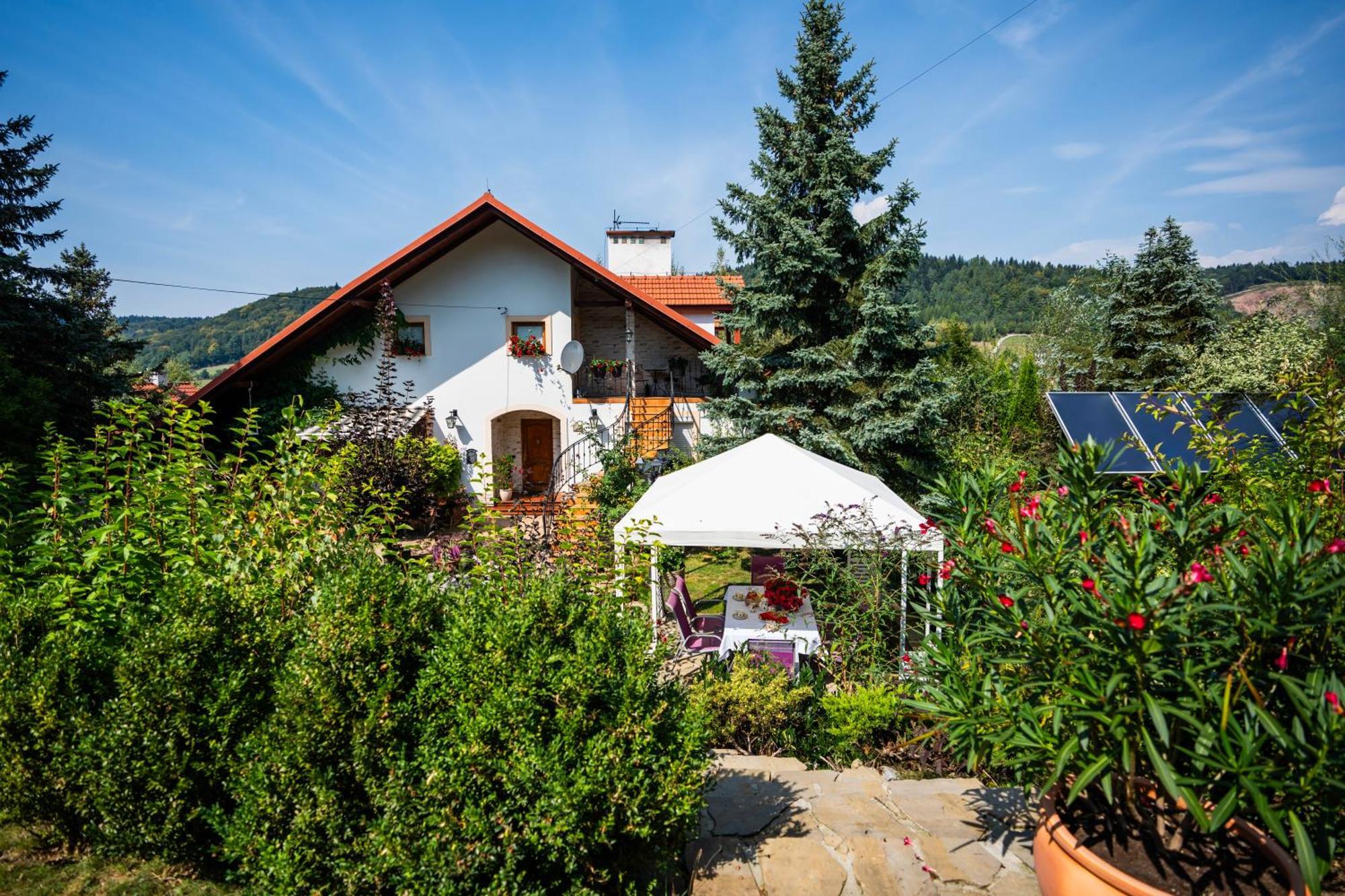 Forrest House Jacuzzi & Sauna Jasienica  Luaran gambar
